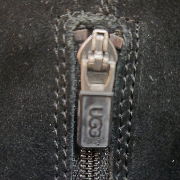 UGG Australia Worn ONCE Black Suede Sherling INNER Excellent Condition Size 5 - Picture 7 of 8